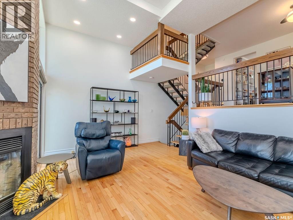 #13 455 Pinehouse DRIVE - 3