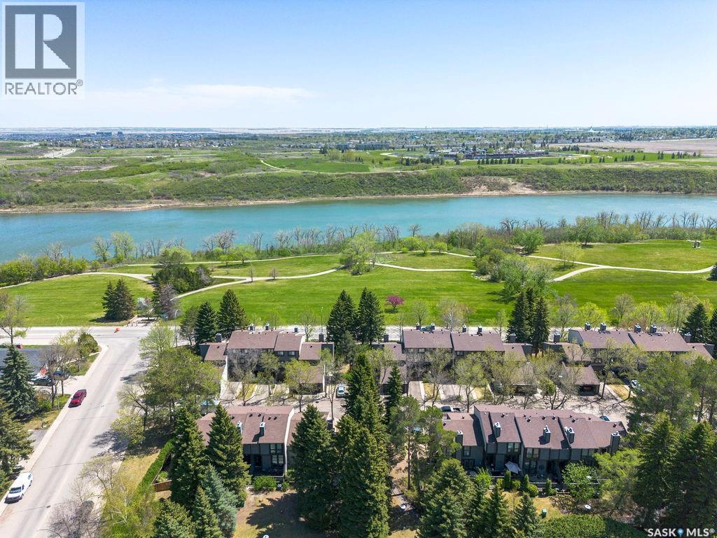 #13 455 Pinehouse DRIVE - 33
