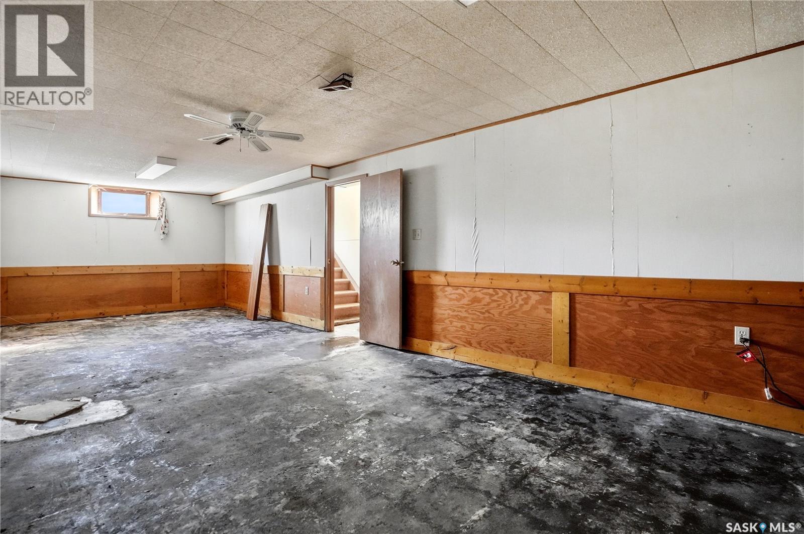 635 Gardiner STREET - 19