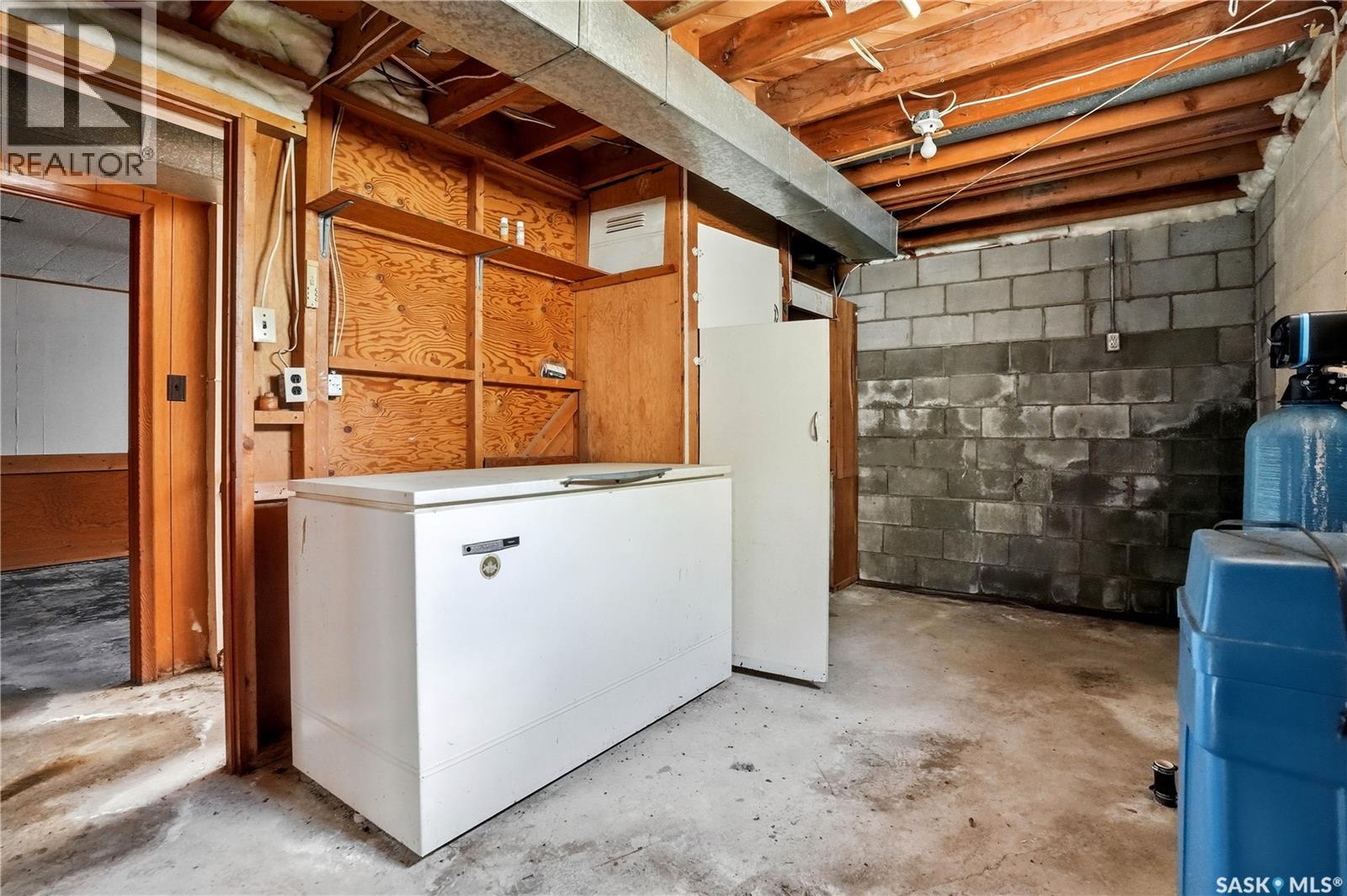 635 Gardiner STREET - 26