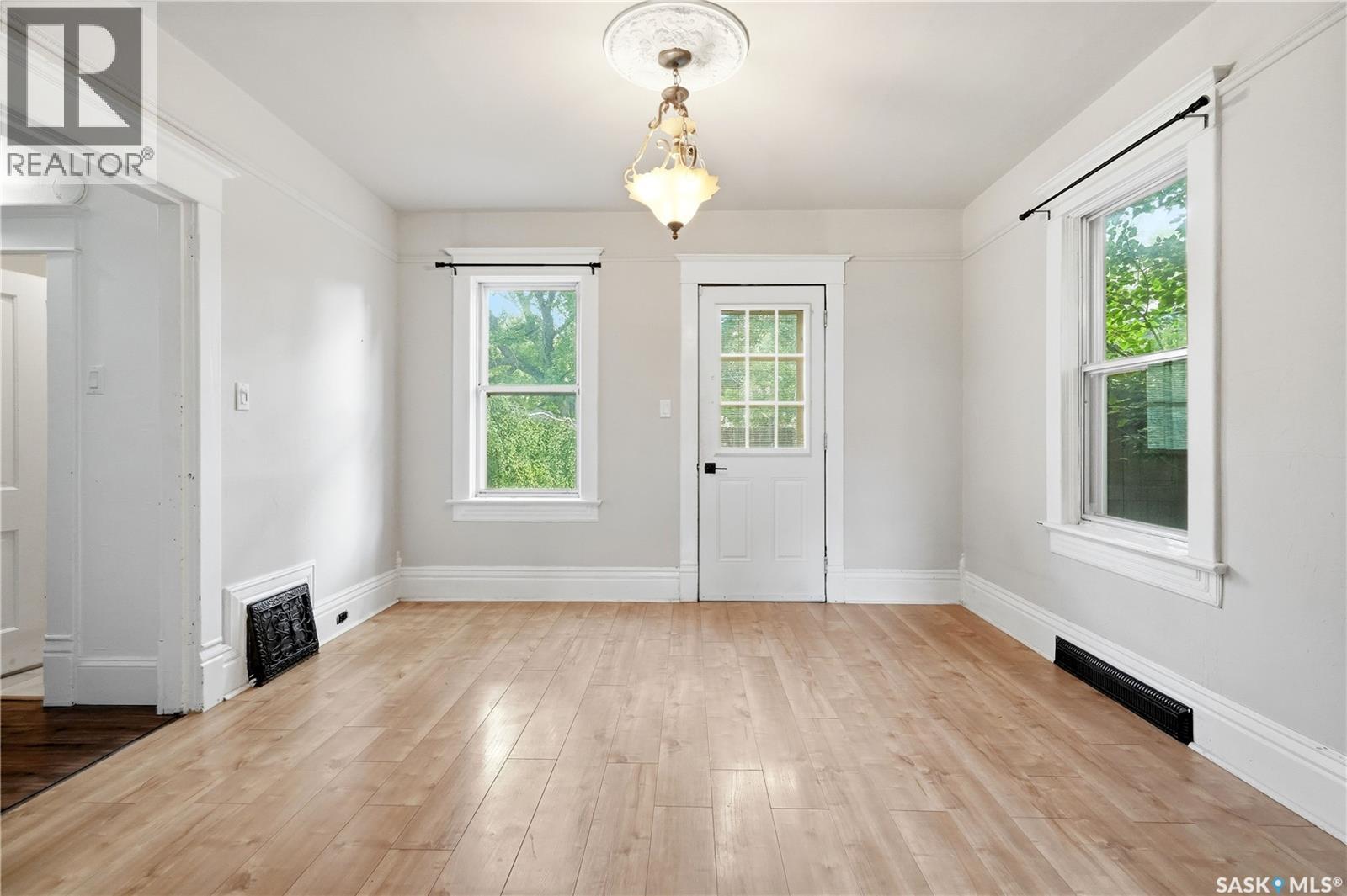 447 Duffield STREET W - 10