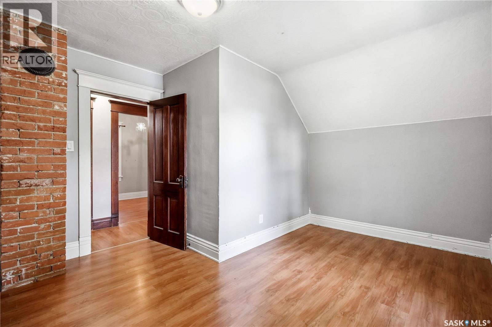 447 Duffield STREET W - 26