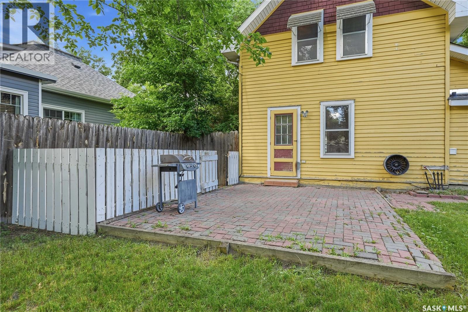447 Duffield STREET W - 32