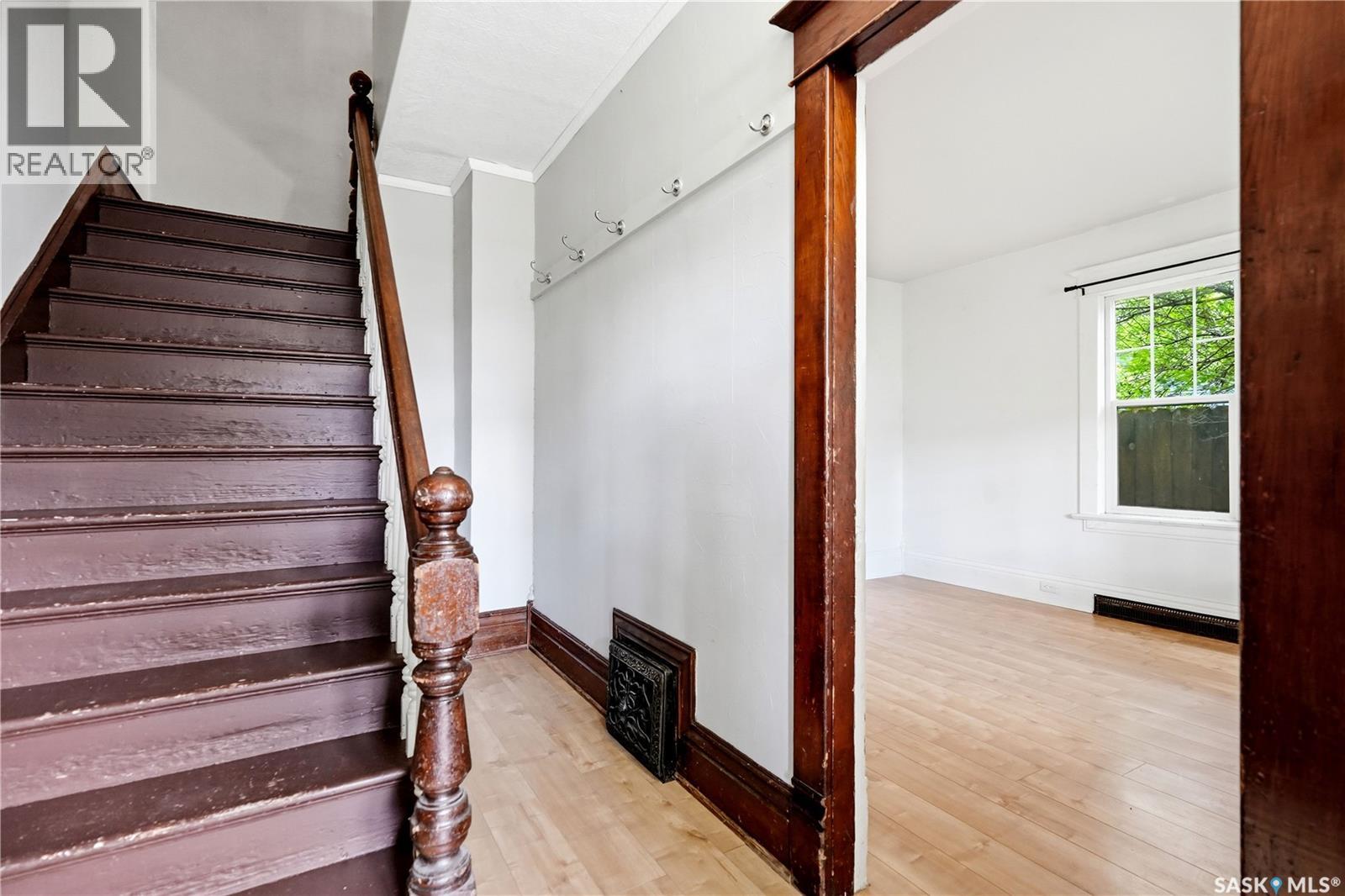 447 Duffield STREET W - 5