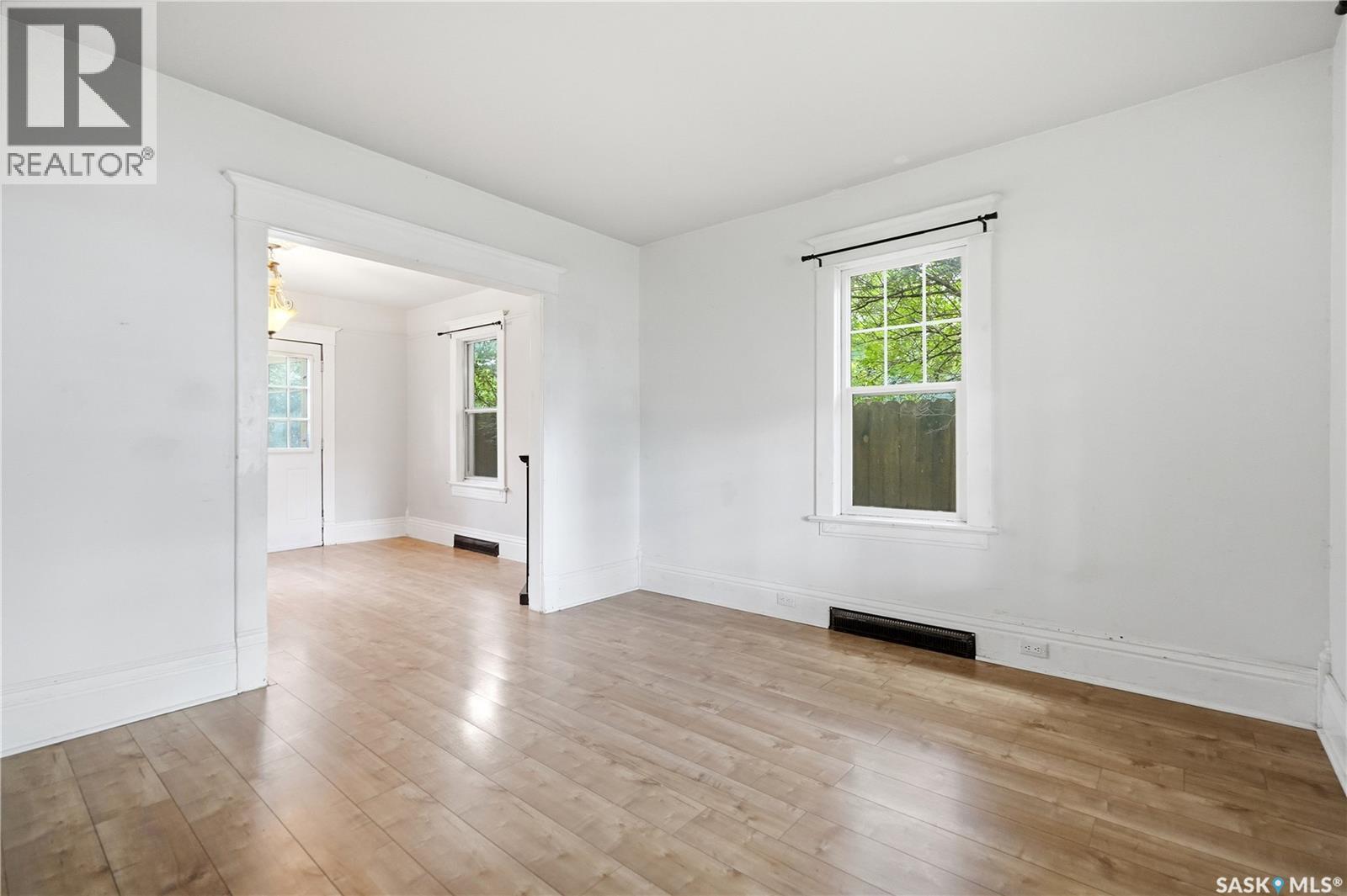 447 Duffield STREET W - 6