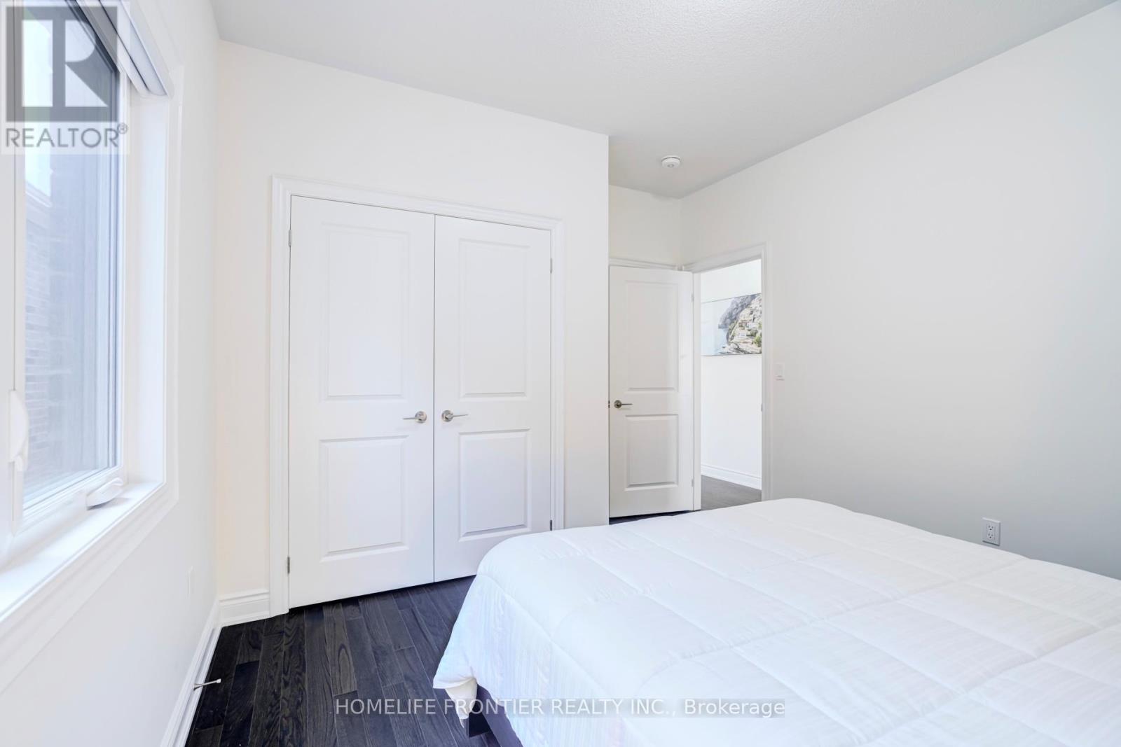 16 GLADMARY DRIVE - 35