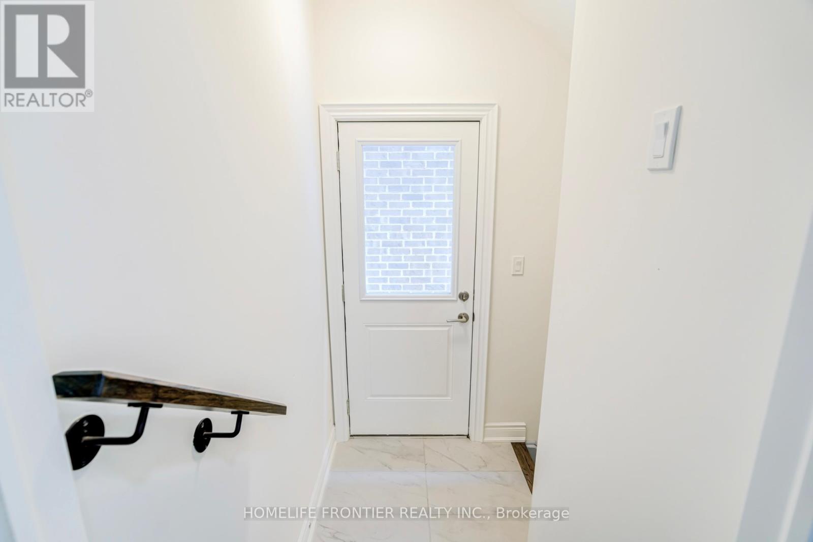 16 GLADMARY DRIVE - 44