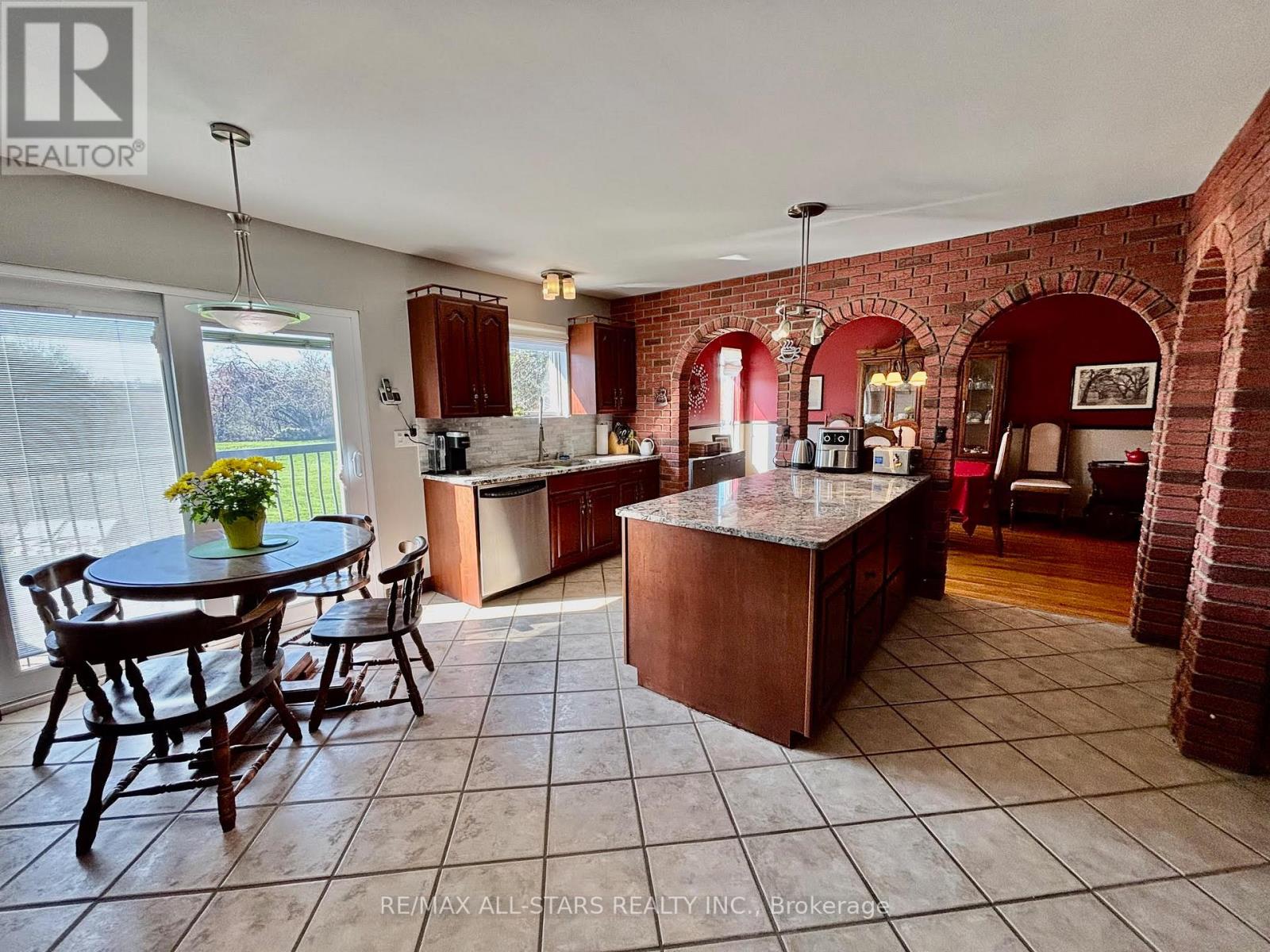 1374 REGIONAL ROAD 12 ROAD W - 16