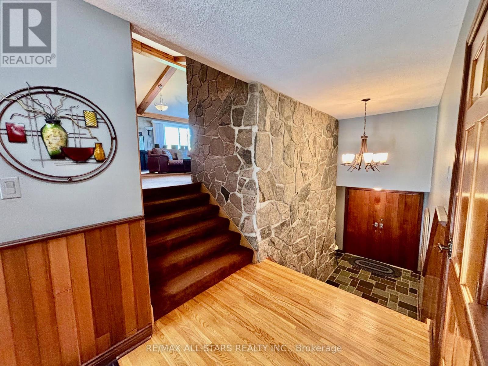 1374 REGIONAL ROAD 12 ROAD W - 5