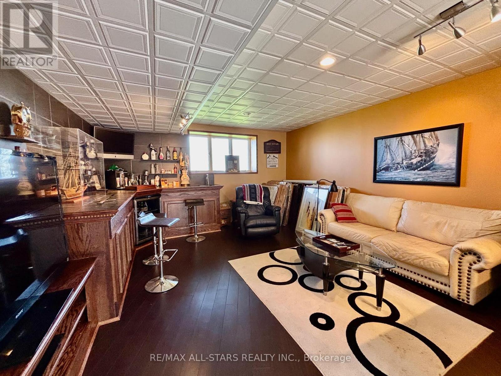 1374 REGIONAL ROAD 12 ROAD W - 30