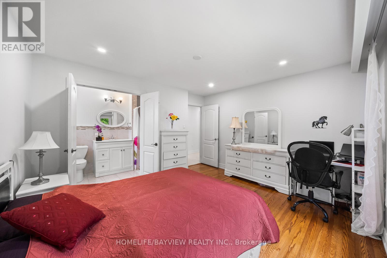 29 WESTWOOD LANE - 15