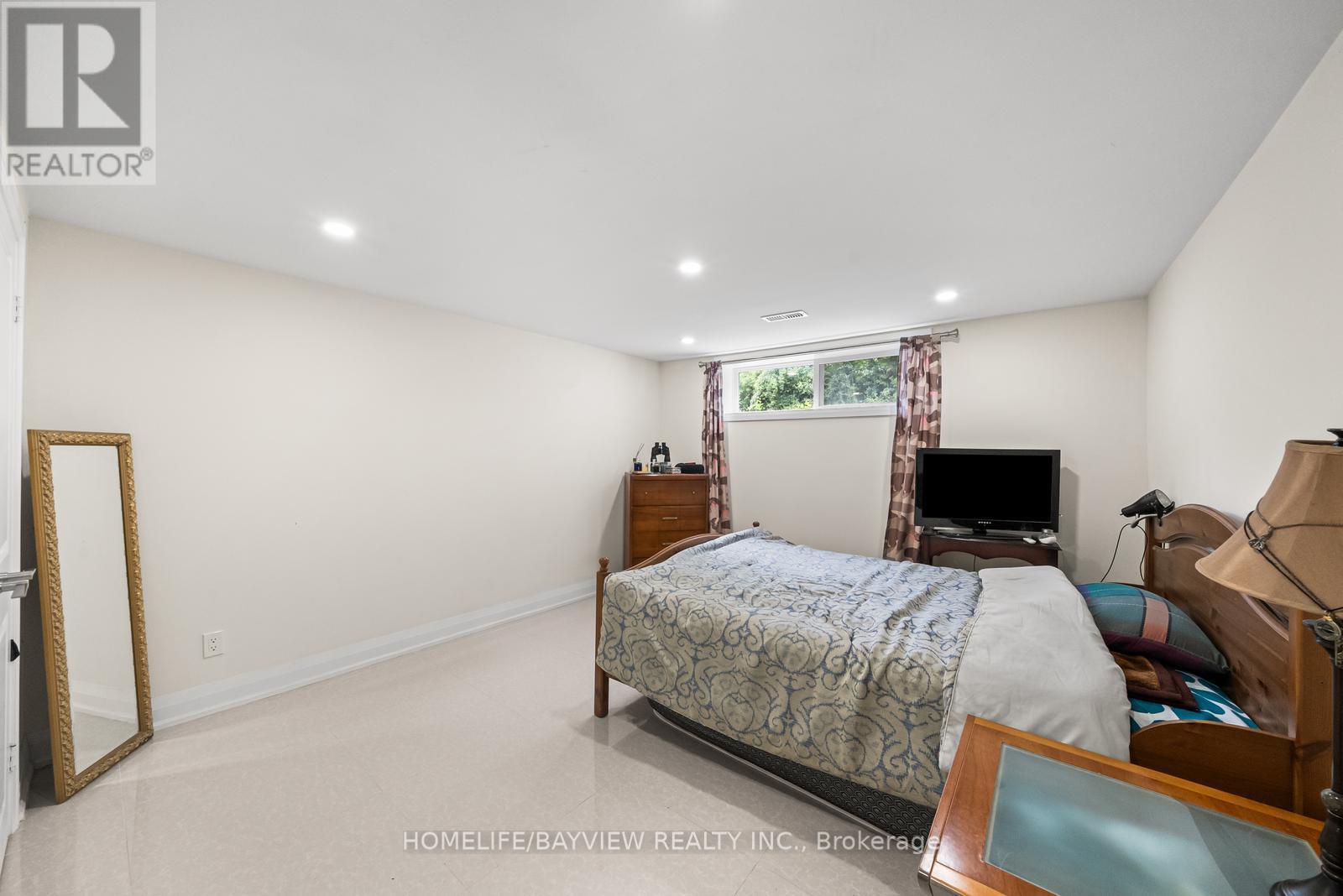 29 WESTWOOD LANE - 22