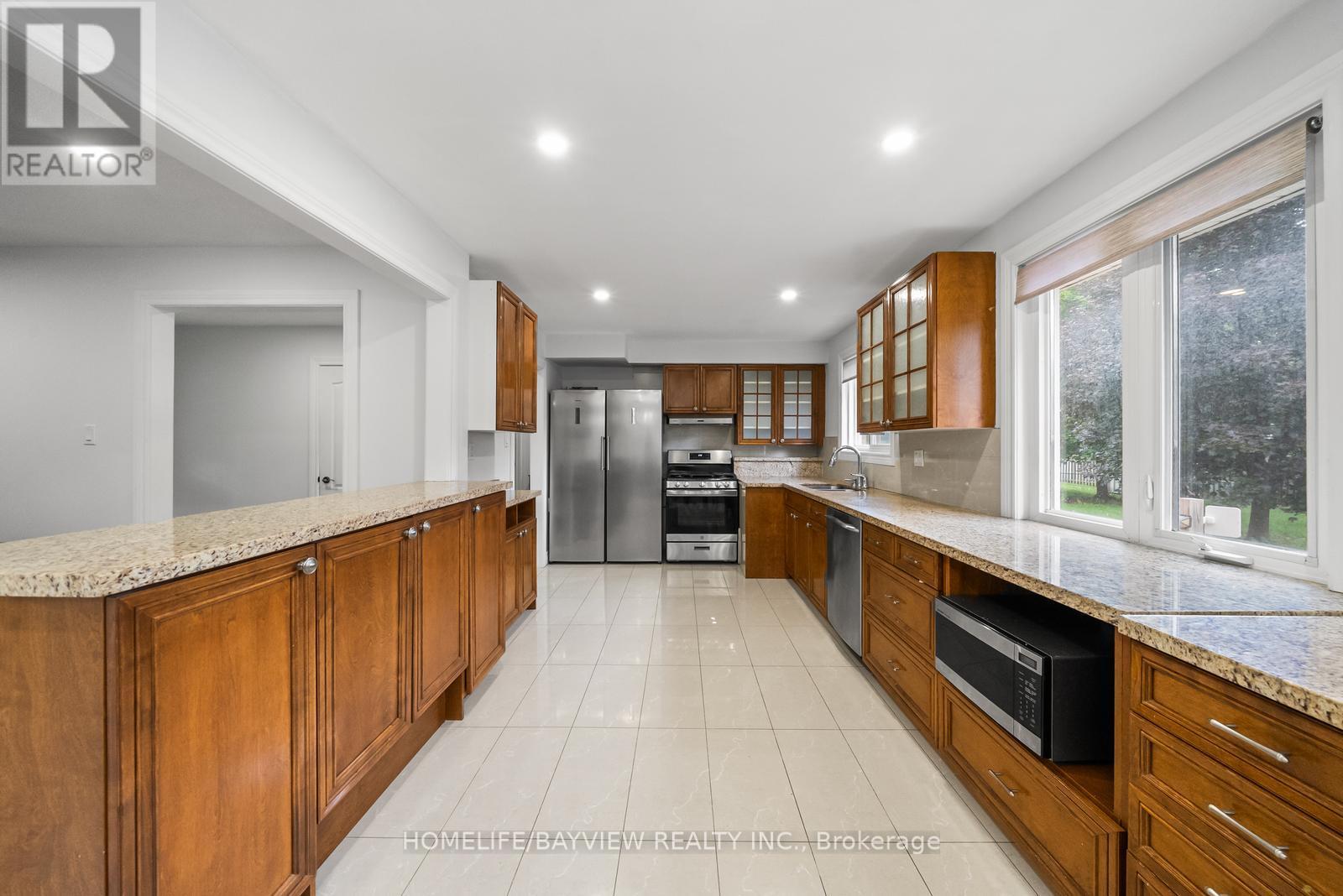 29 WESTWOOD LANE - 11