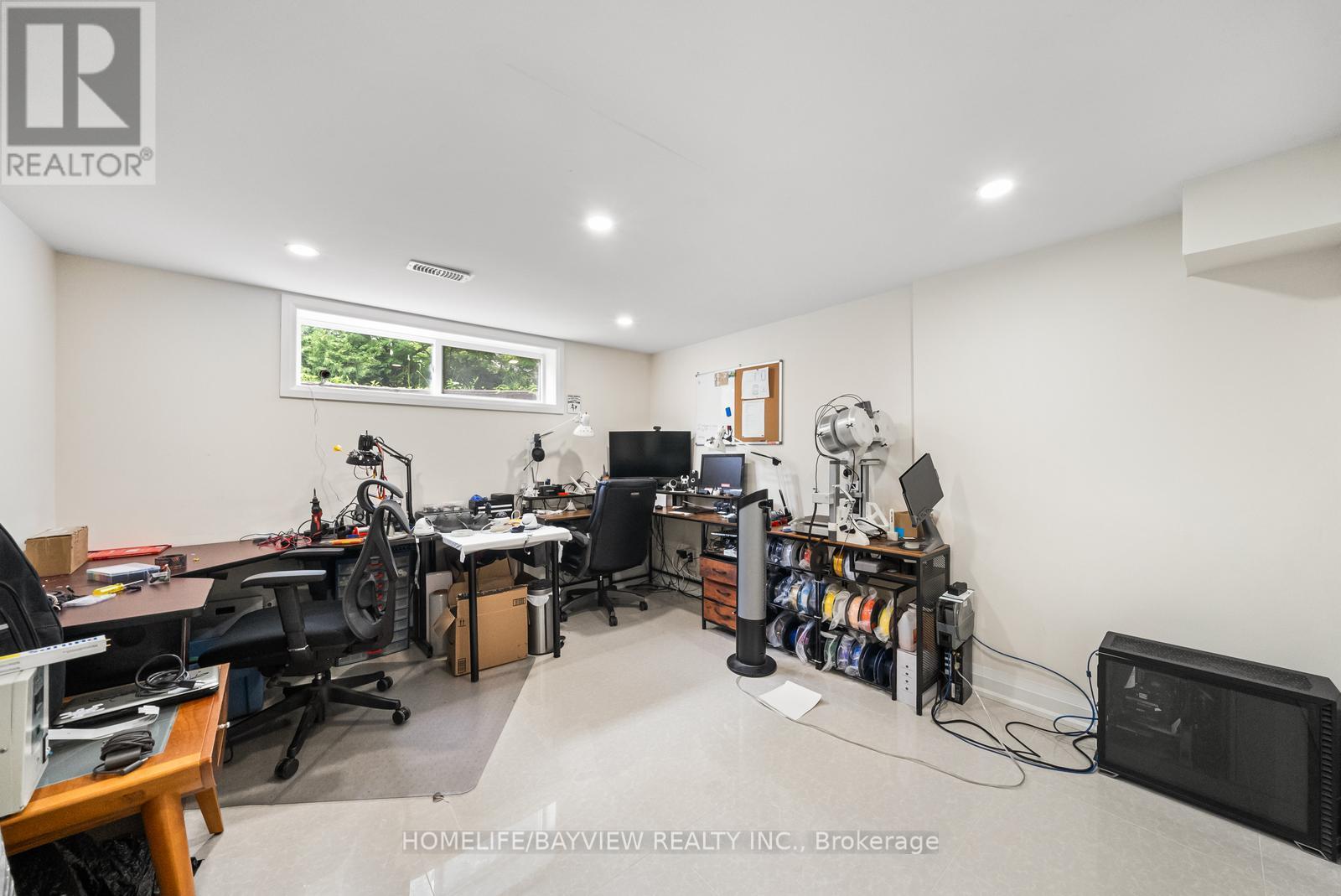 29 WESTWOOD LANE - 26