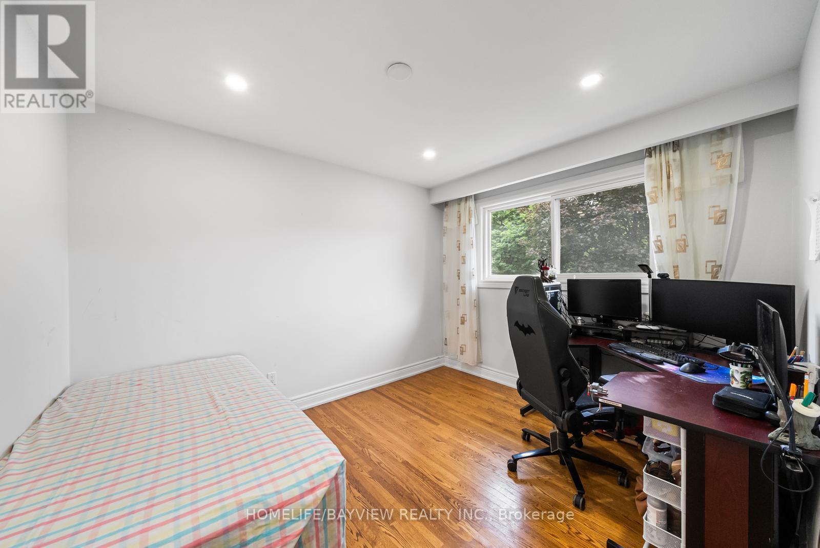 29 WESTWOOD LANE - 17