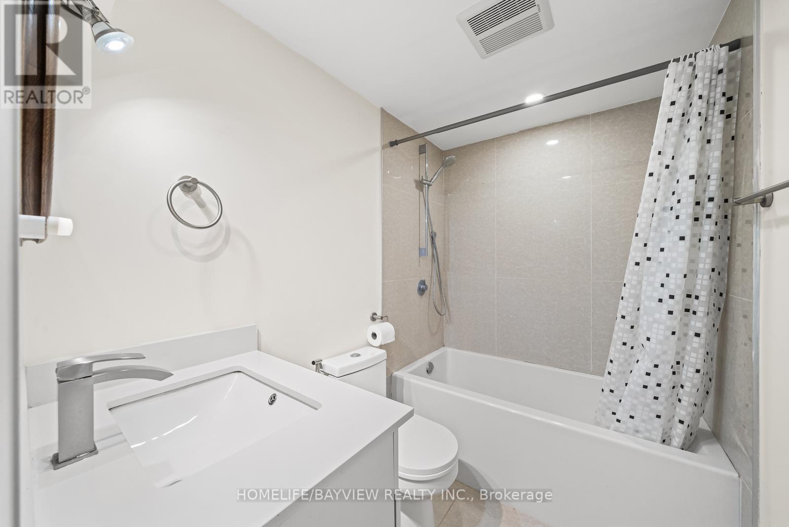 29 WESTWOOD LANE - 39