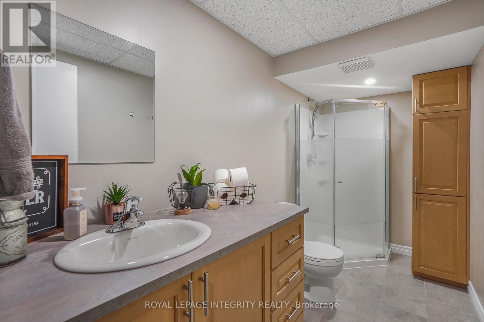 84 LALANDE CRESCENT - 23