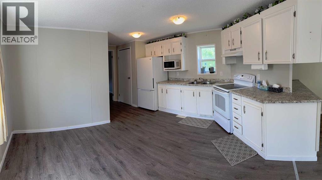40, 5344 76 Street - 9