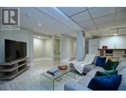 Pantry - 3 - 70 Spadina Avenue, Hamilton, ON L8M2X1 Photo 7