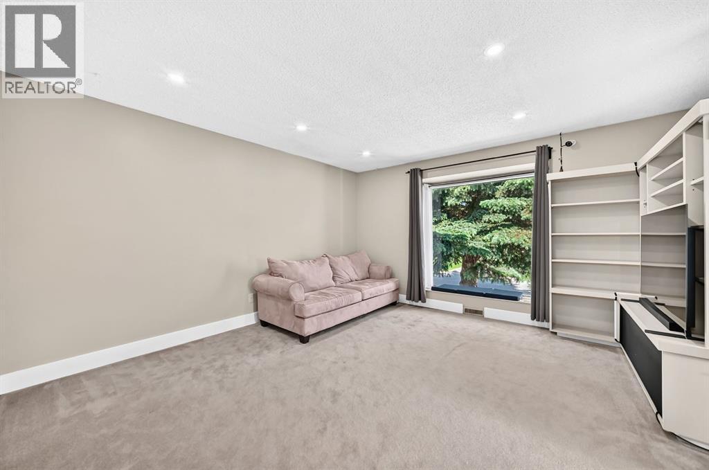 55 Doverglen Crescent SE — photo 10
