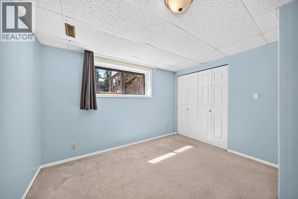 55 Doverglen Crescent SE — photo 26