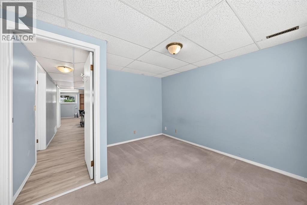 55 Doverglen Crescent SE — photo 28