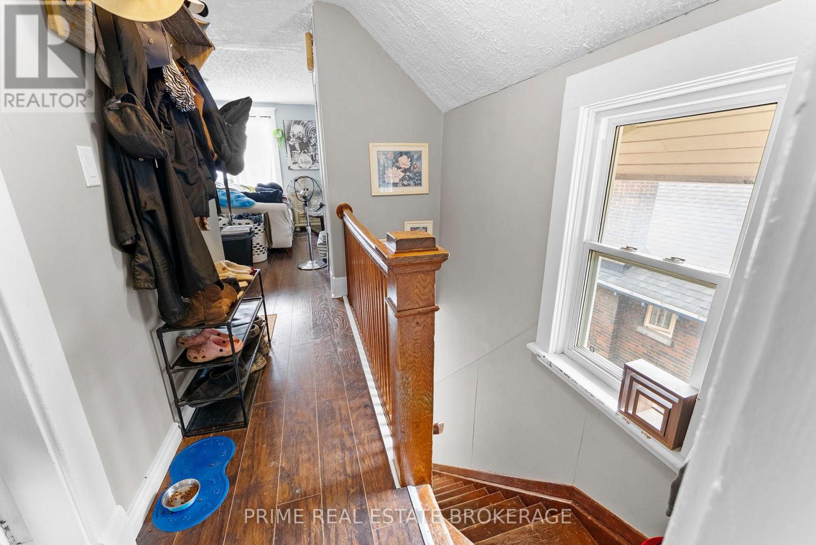 1032 TRAFALGAR STREET - 19