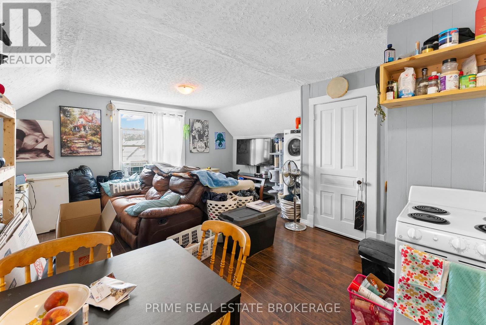 1032 TRAFALGAR STREET - 22
