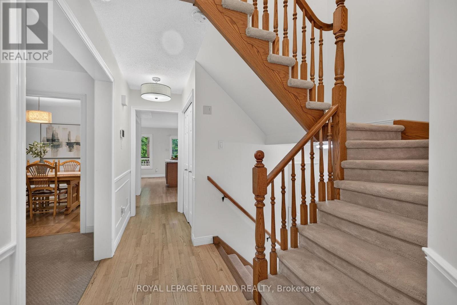 #34 810 MAITLAND STREET - 5