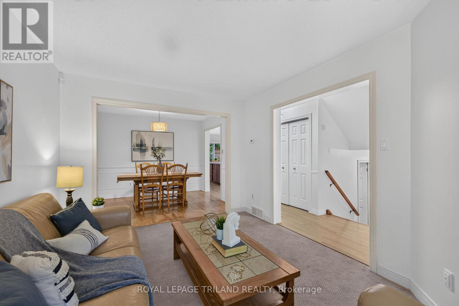 #34 810 MAITLAND STREET - 8