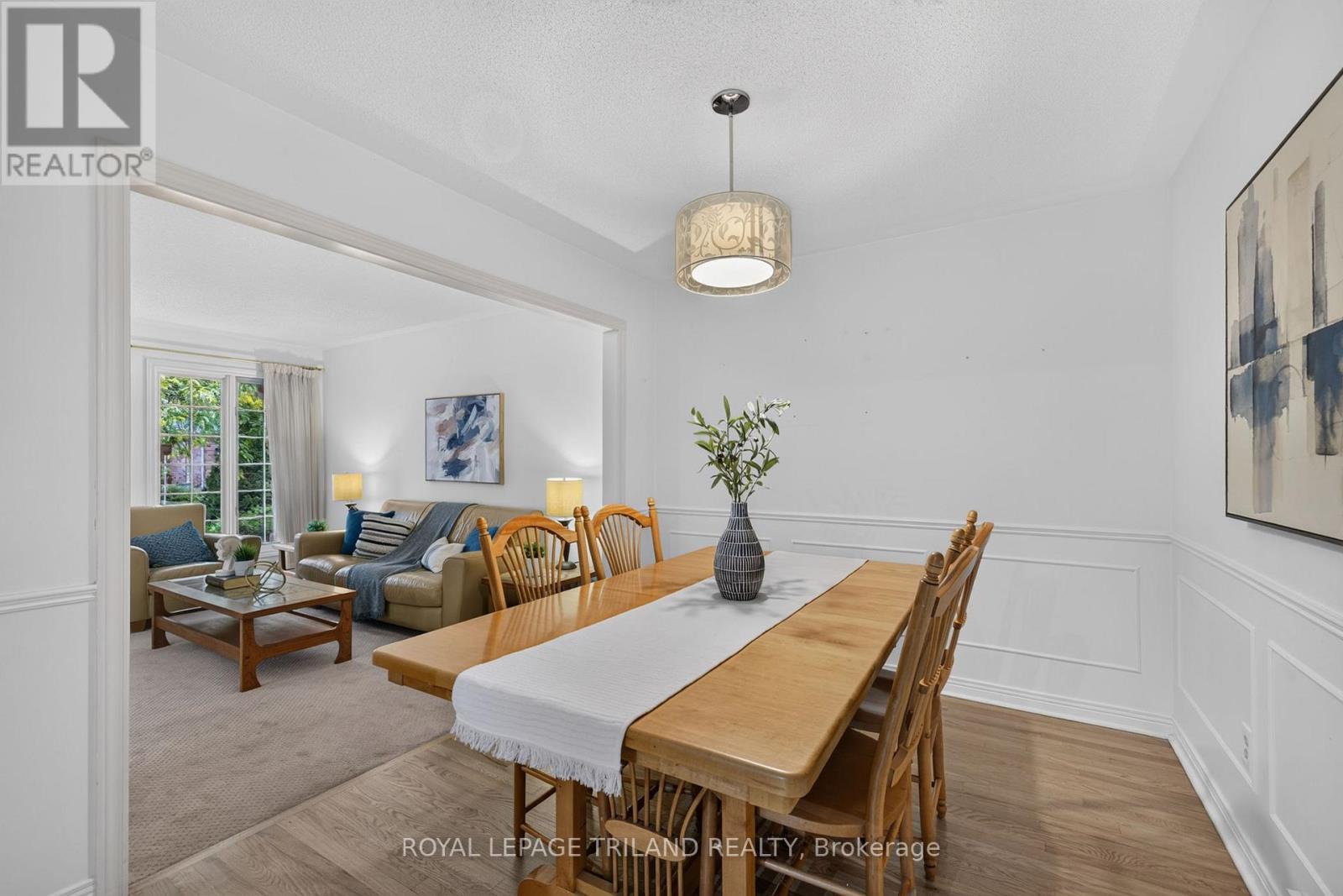 #34 810 MAITLAND STREET - 9
