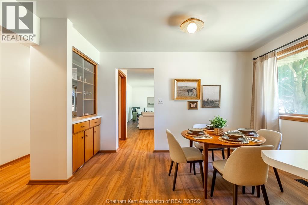140 Gregory DRIVE East - 13