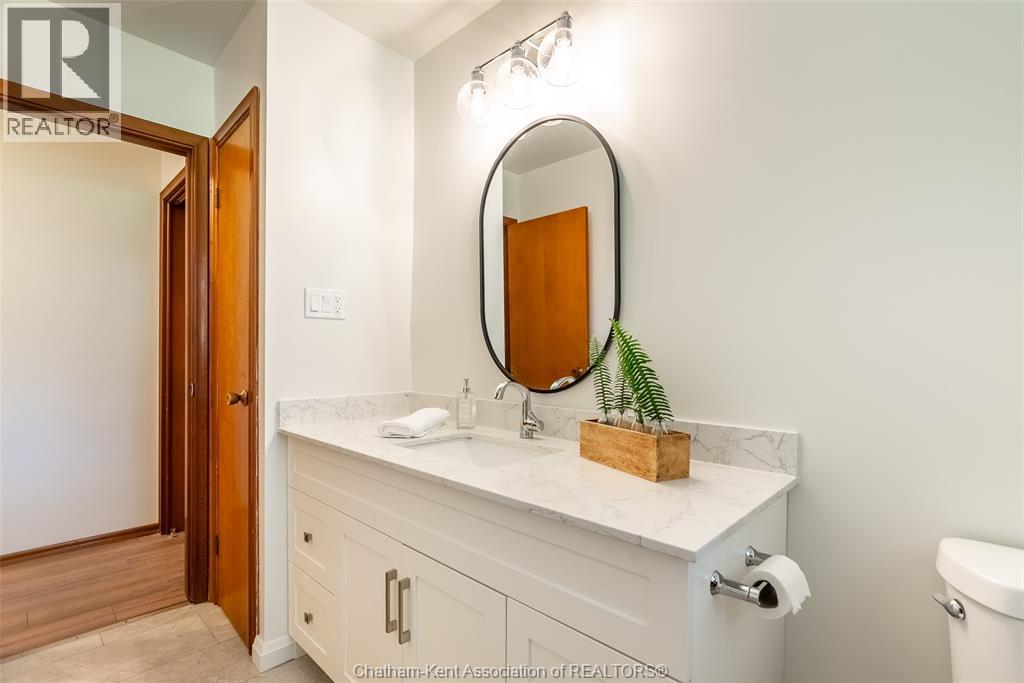 140 Gregory DRIVE East - 20