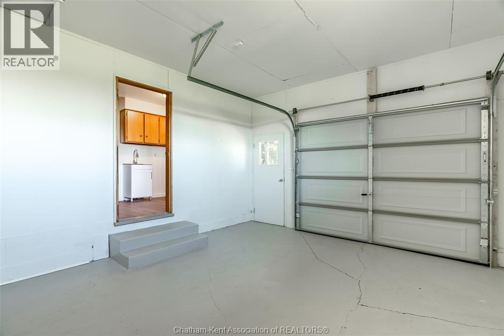 140 Gregory DRIVE East - 26