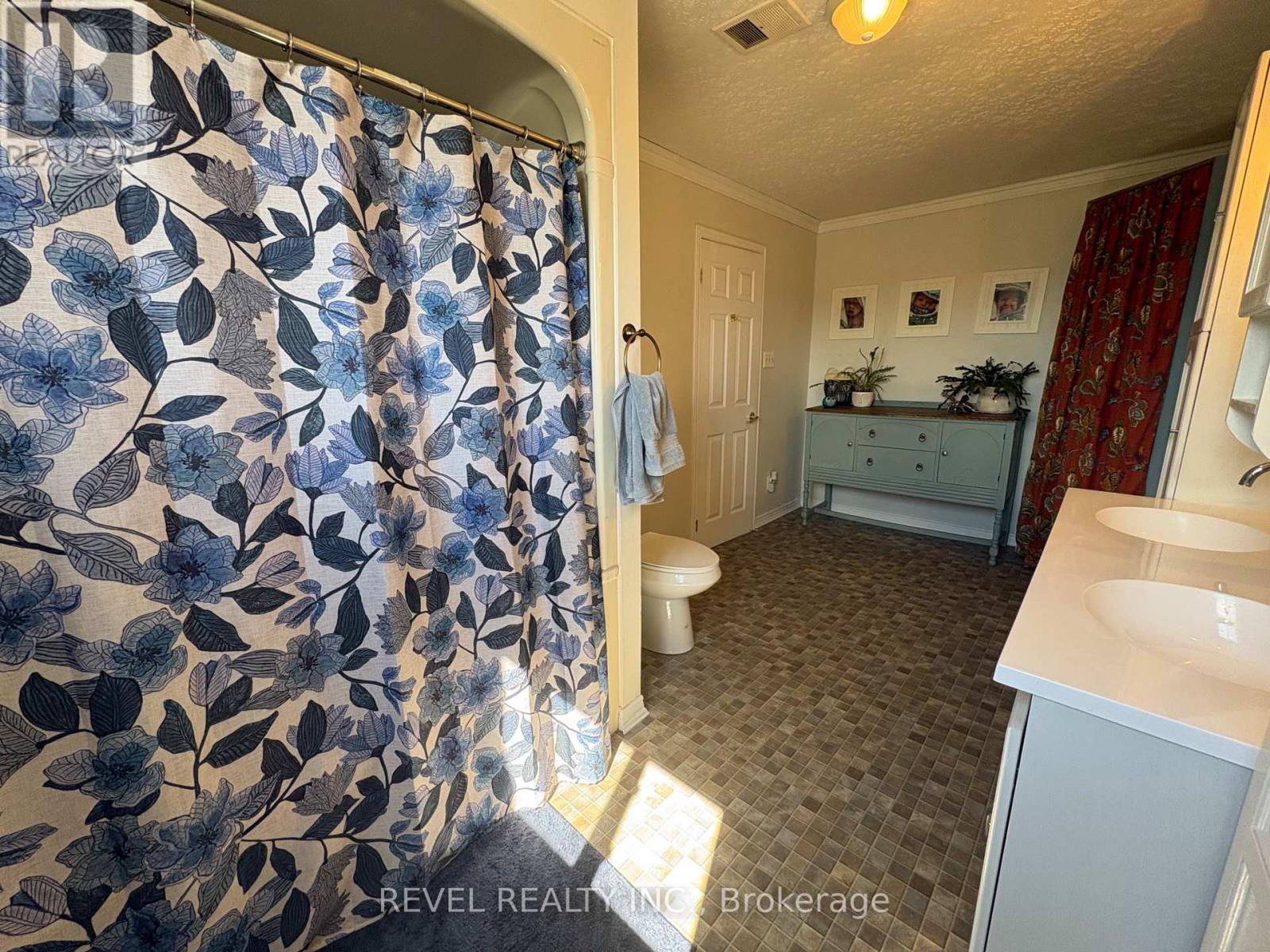 333 TENTH AVENUE - 16
