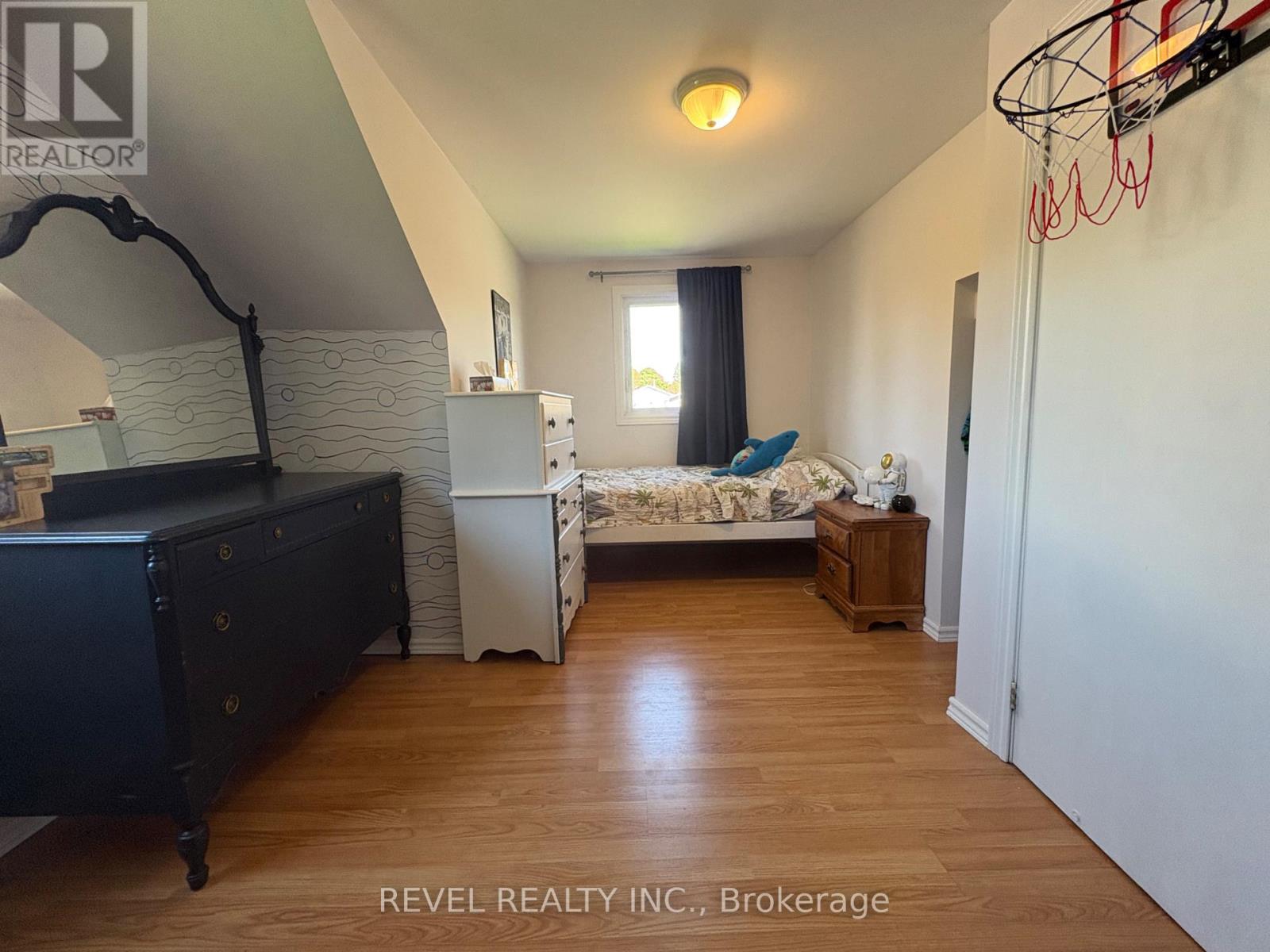 333 TENTH AVENUE - 19