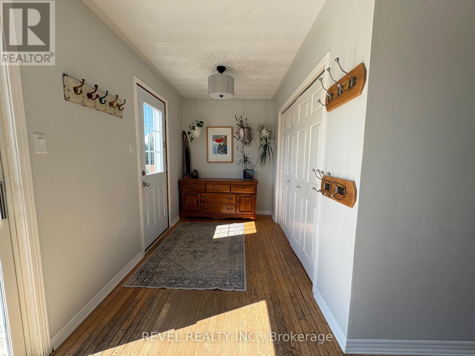 333 TENTH AVENUE - Image 3