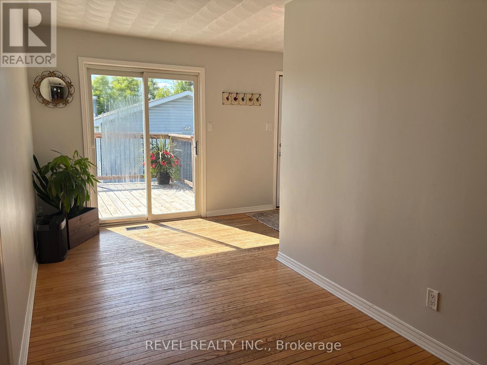 333 TENTH AVENUE - Image 5