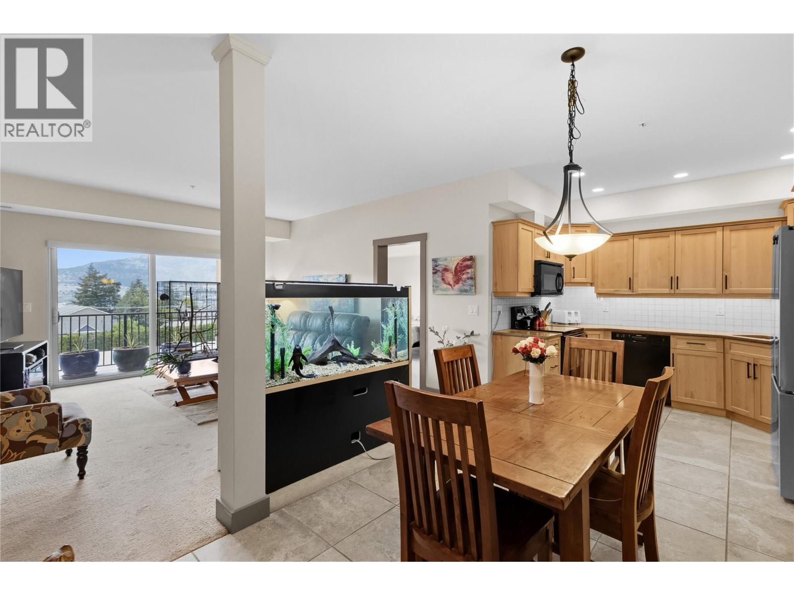 #302 873 Forestbrook Drive - 14