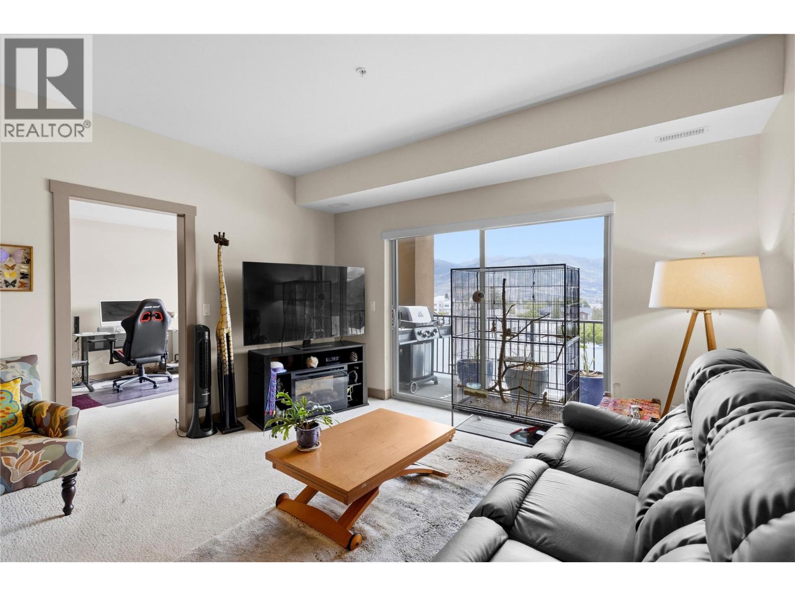 #302 873 Forestbrook Drive - 5