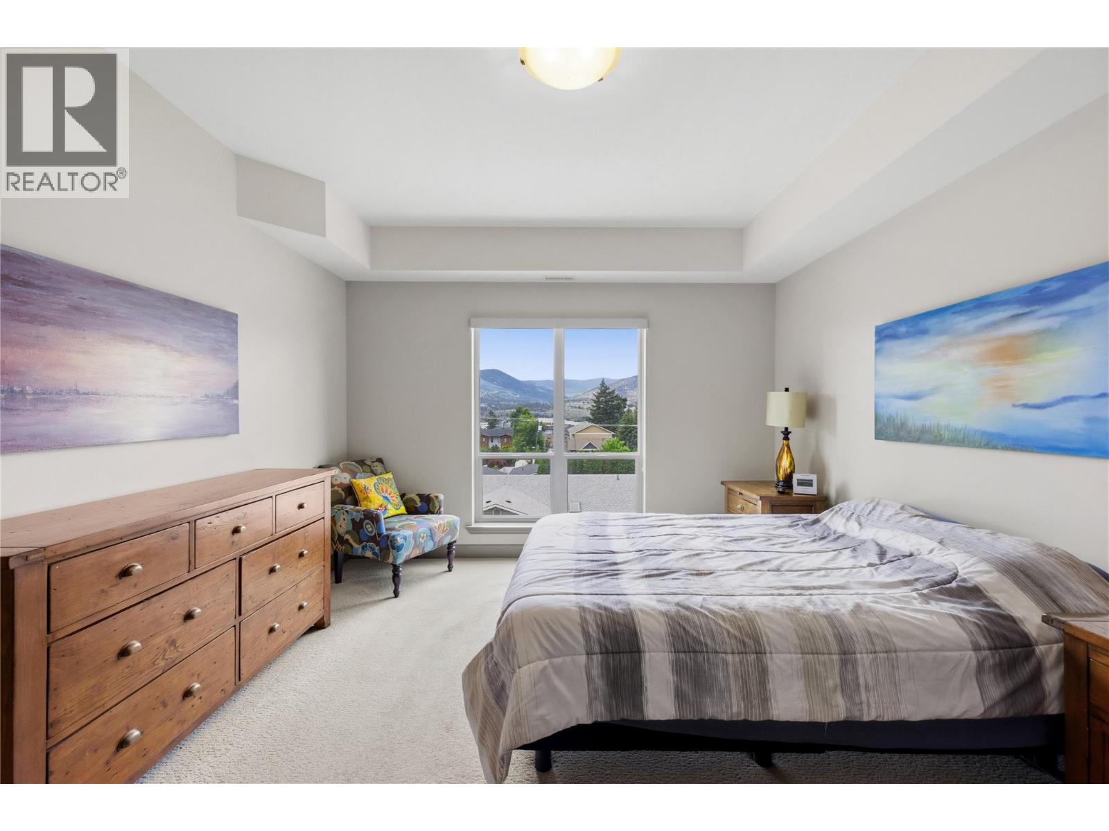 #302 873 Forestbrook Drive - 12