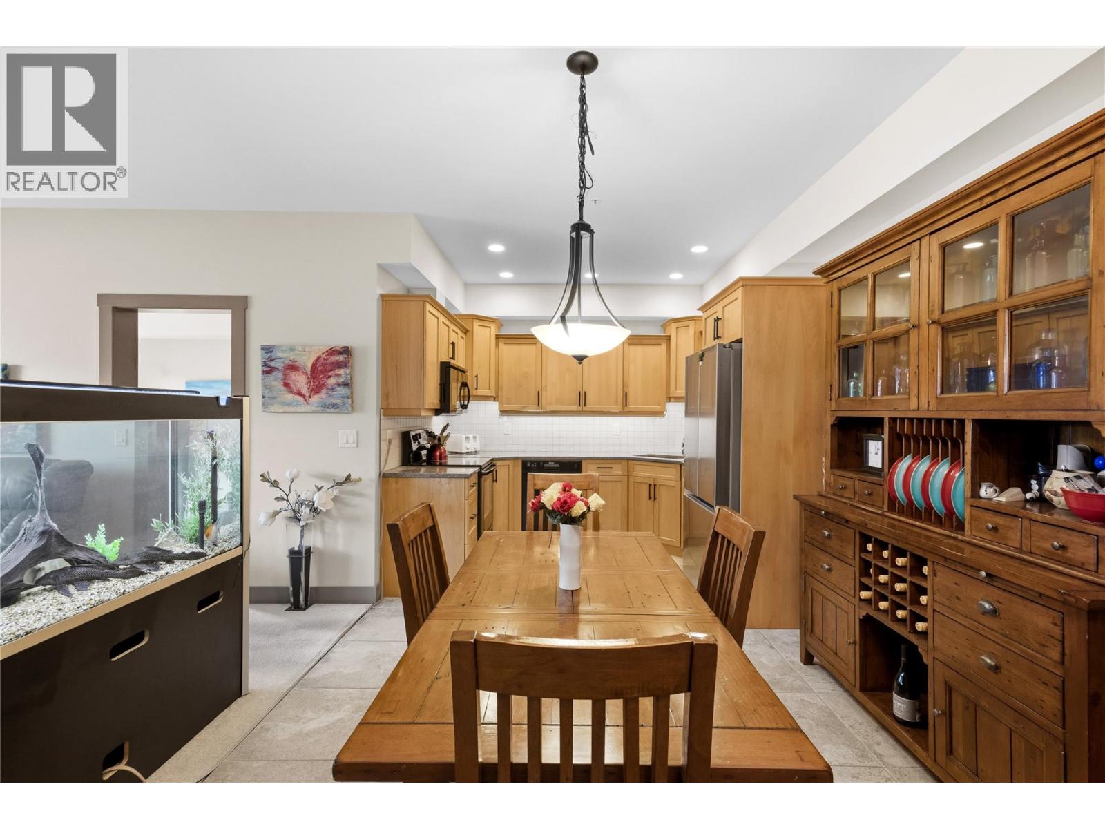 #302 873 Forestbrook Drive - 8