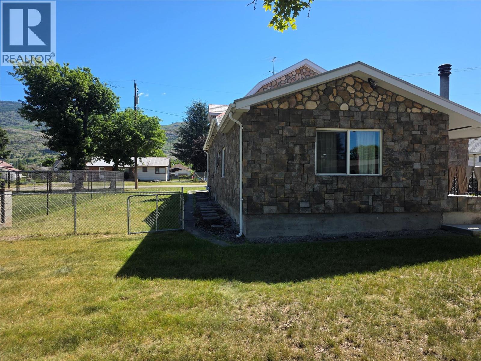 7277 8th Street - 10