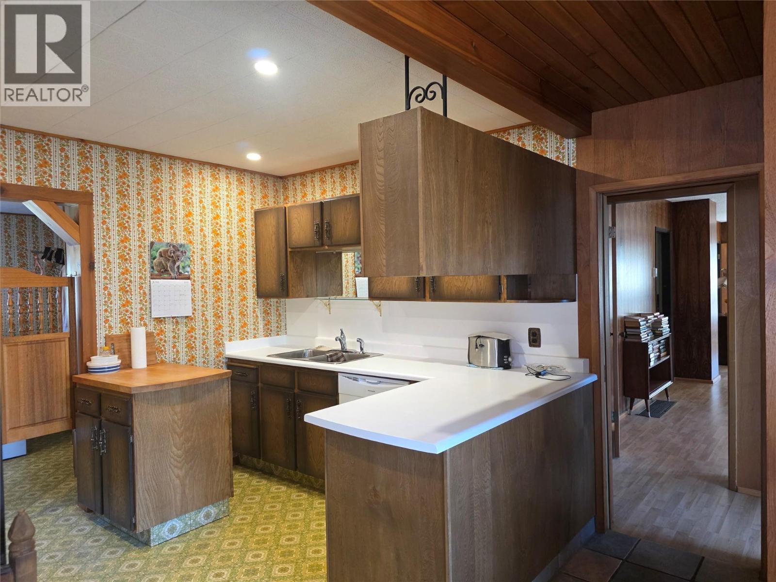 7277 8th Street - 27