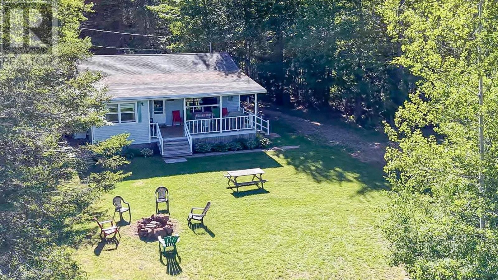 196 Burdett Lane - 27