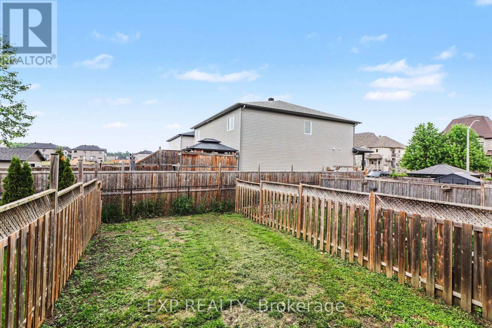 70 ASSELIN STREET - 35