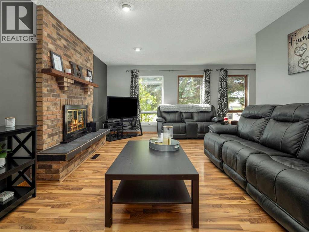 5205 40 Avenue — photo 7