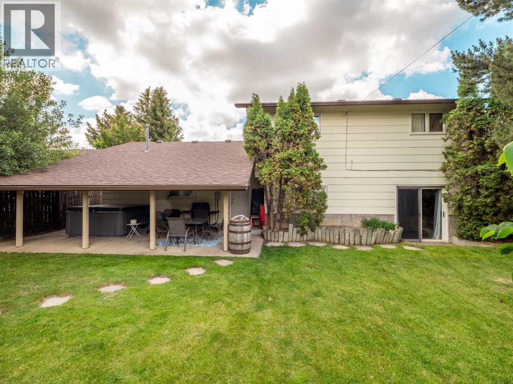 5205 40 Avenue — photo 35