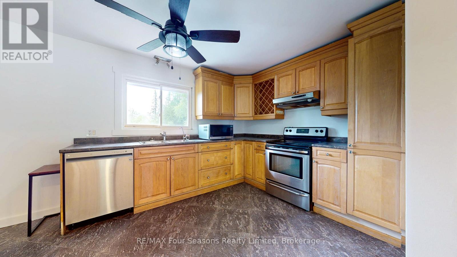 2133 KLONDIKE PARK ROAD - 9