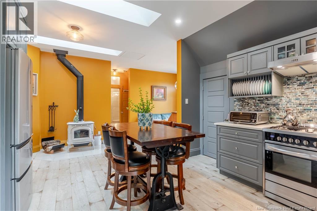 81 Mary Ellen Drive - 12